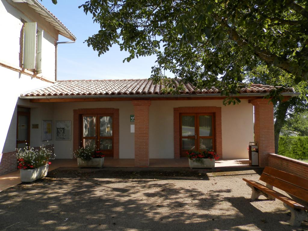 mairie-école actuellement mairie et maison