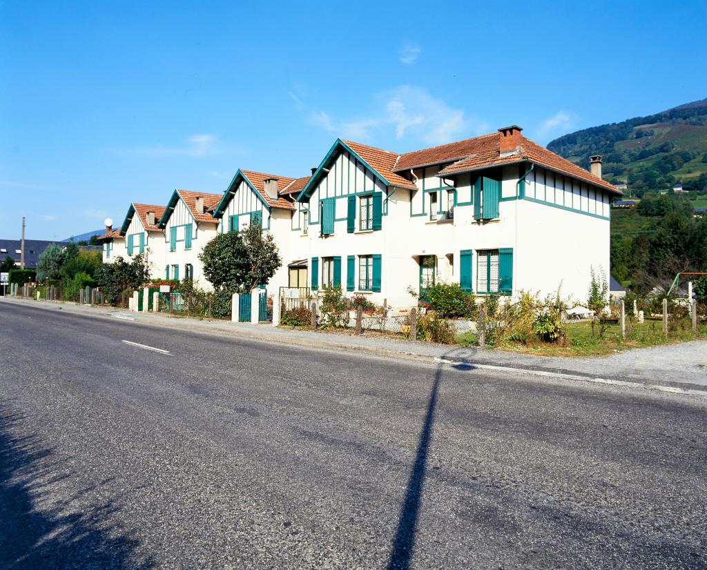 maisons d'ouvrier en série (série de 10) dites le Grand Coron