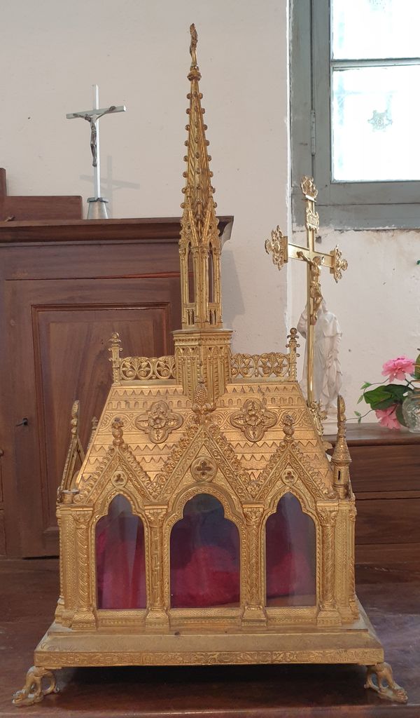 Présentation du mobilier de l'église d'Aubarne