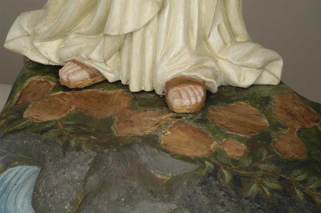 Groupe sculpté : Notre Dame de la Salette