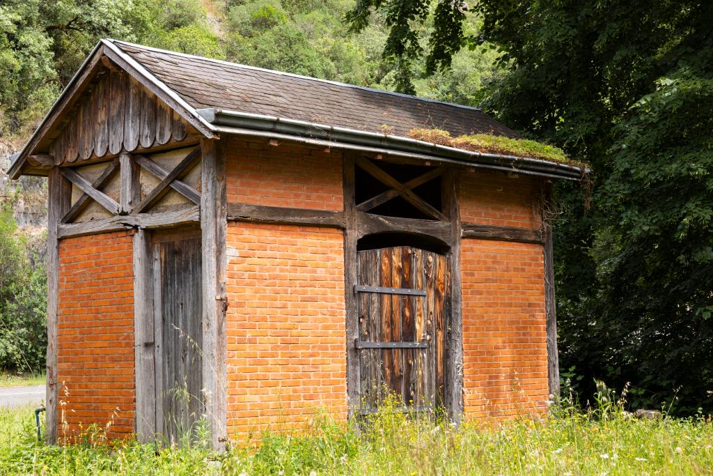gare dite halte de Montbrun et maison de garde n°435