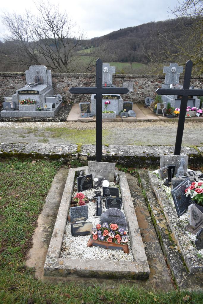 cimetière d'Ampiac