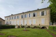 ancien palais épiscopal actuellement hôtel de ville