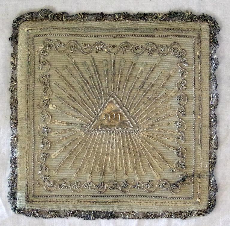Sommaire des objets mobiliers de la chapelle Saint Pierre de Brousson