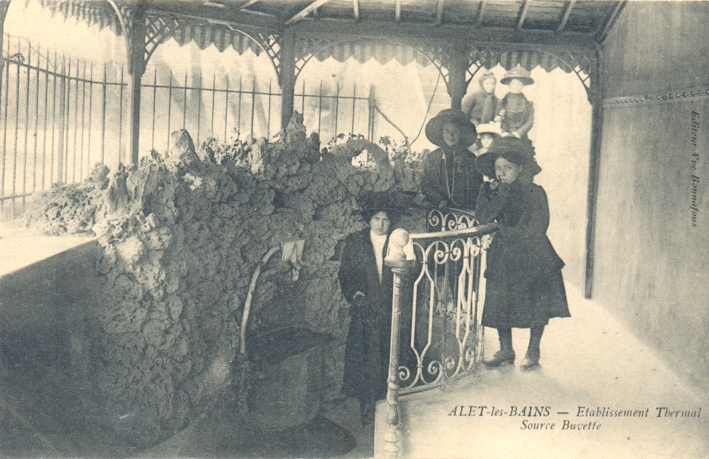 Etablissement de la source Buvette.