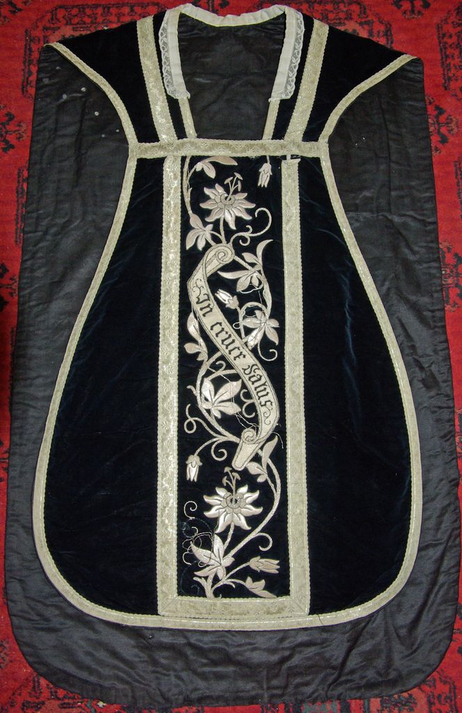 sommaire des textiles de l'église de Gaujac