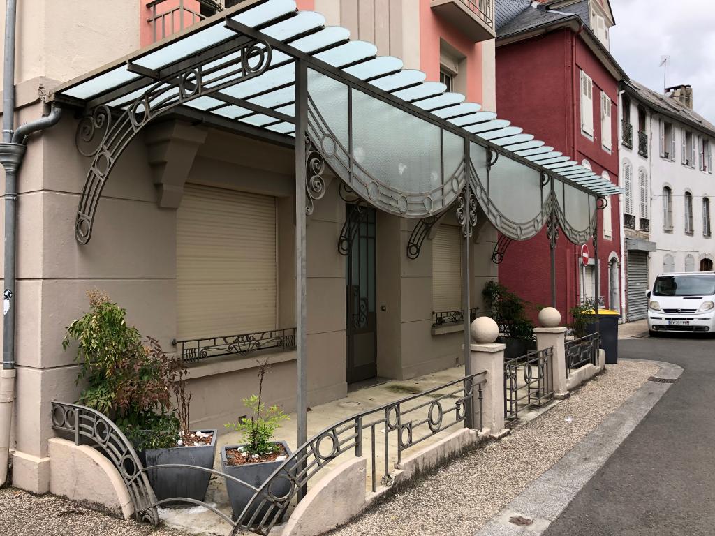 Hôtel d'Albret (ancien), actuellement immeuble à logements