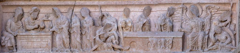 statues et hauts-reliefs du portail de Saint-Gilles
