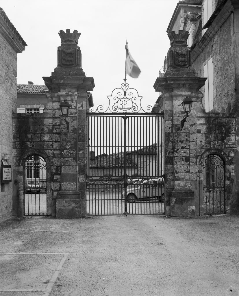 palais épiscopal