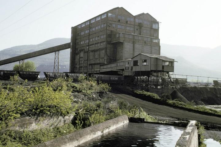 usine à zinc puis carreau Debay