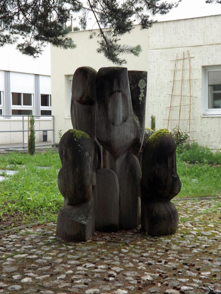 ensemble de 9 sculptures : Germes