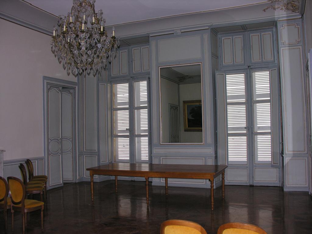 palais épiscopal
