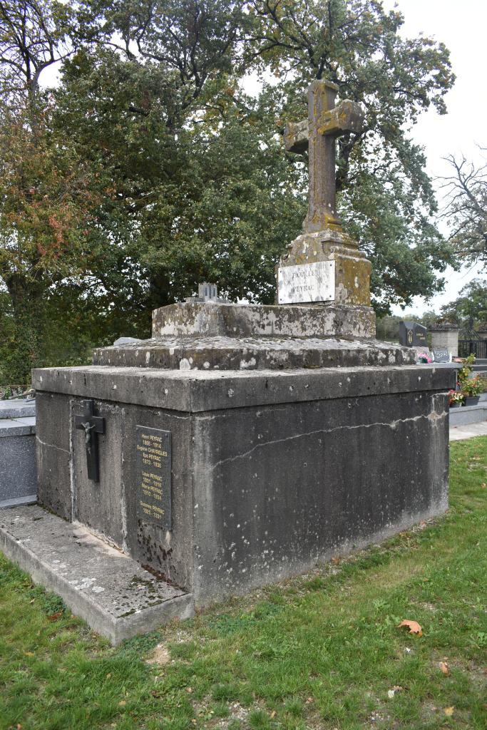 tombeau de la famille Peyrac