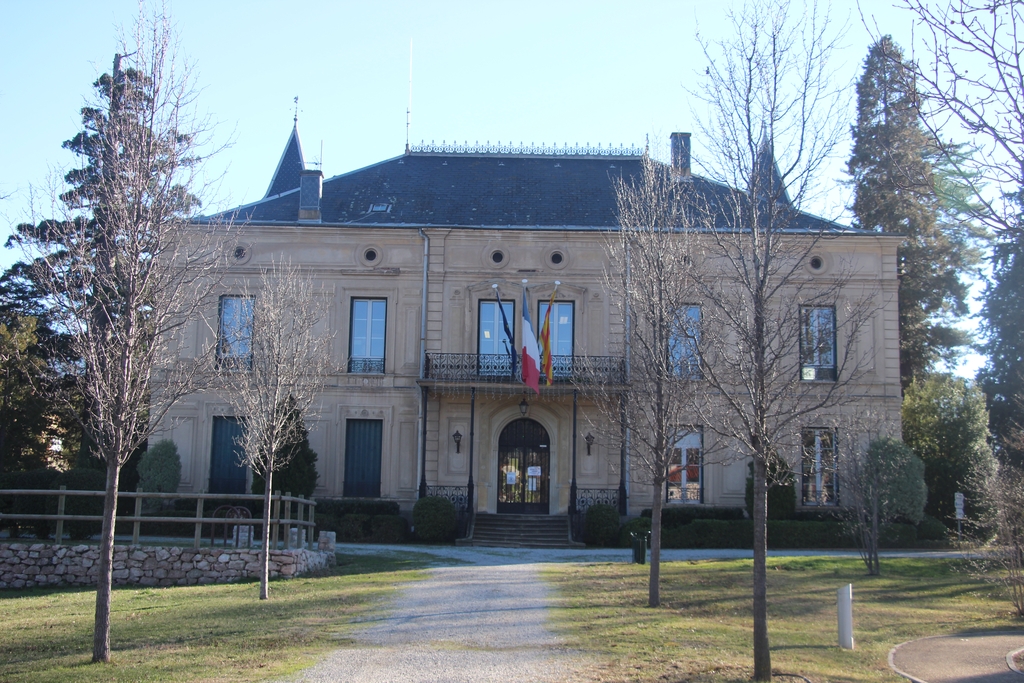 Château Pams puis Hôtel de ville