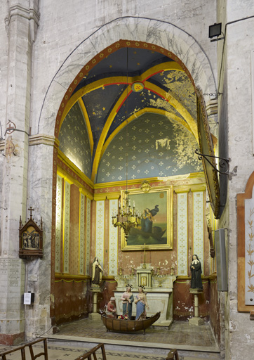 mobilier de la chapelle des saintes Maries