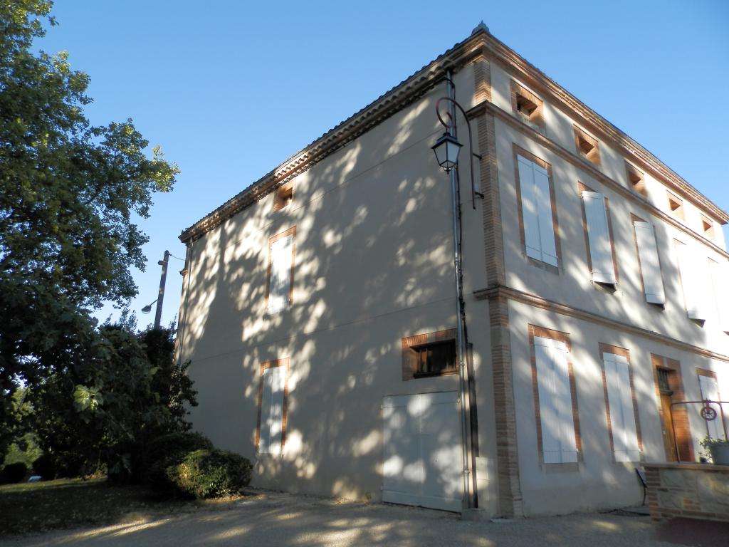 presbytère, actuellement mairie