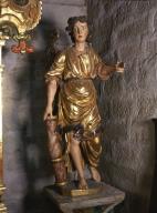 deux statues d'anges en pendant