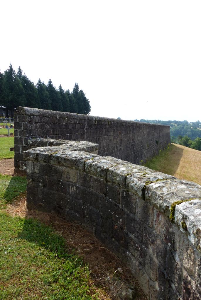chapelle et cimetière de Cayssiols