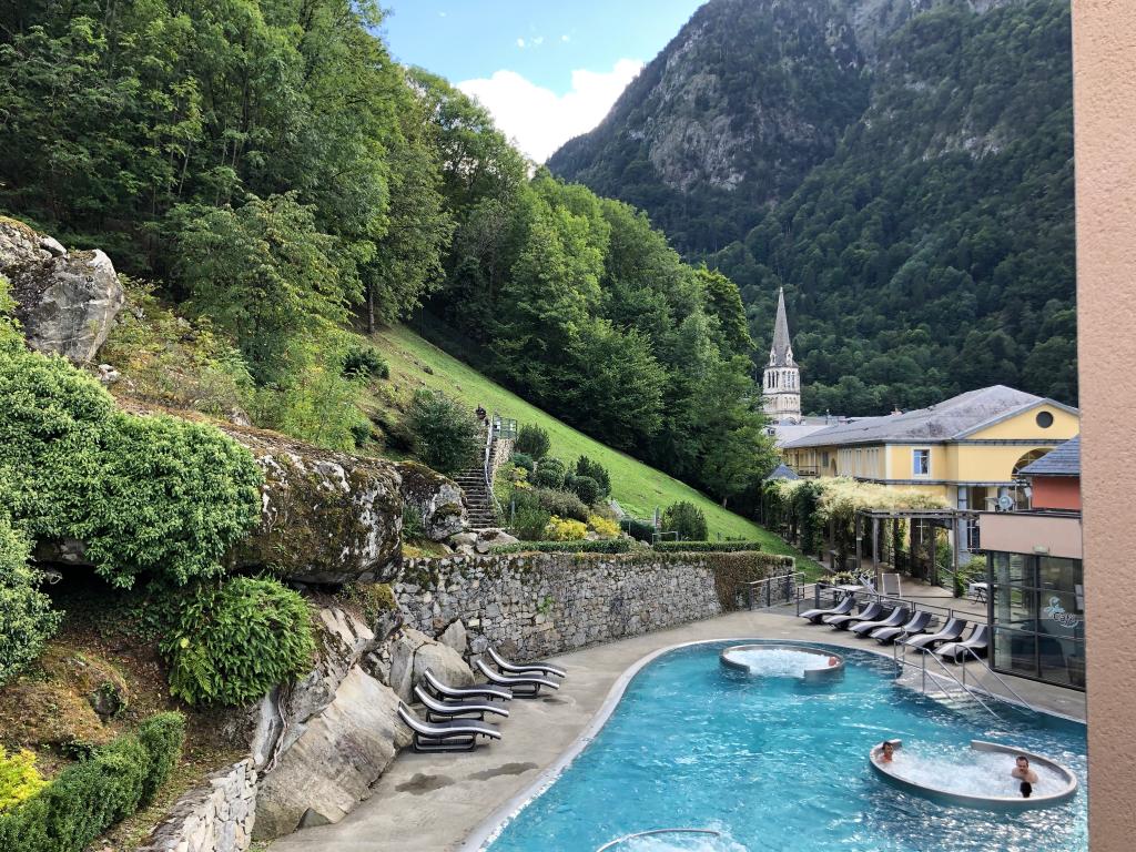 Thermes puis Bains du Rocher