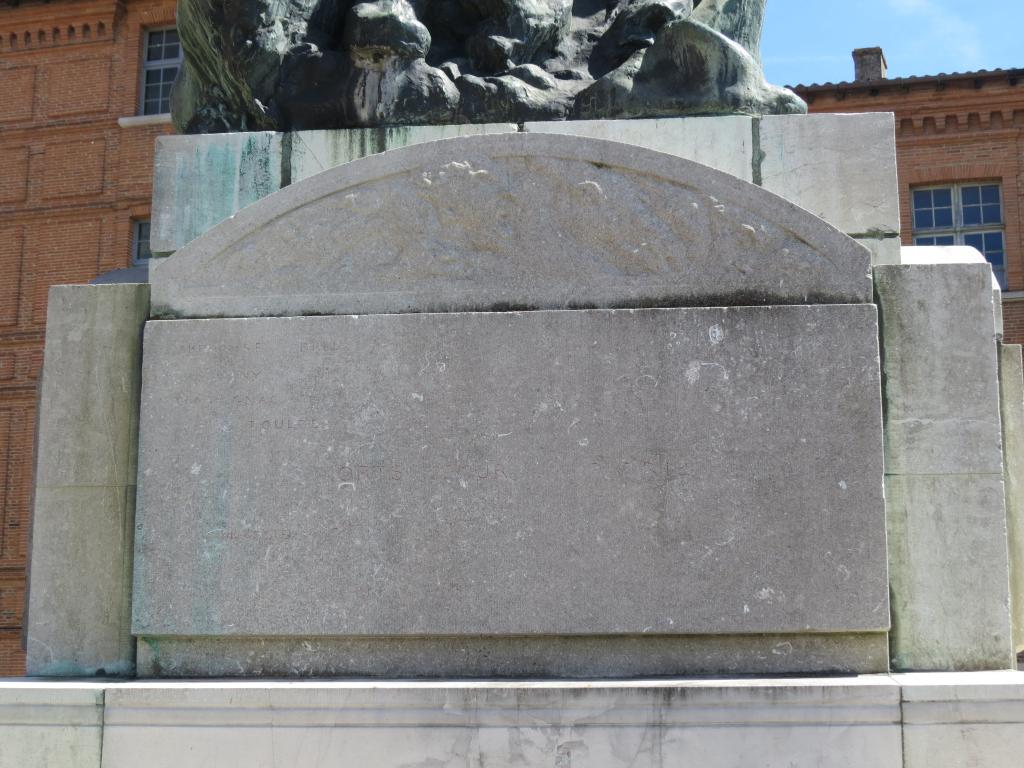 sculpture : Hommage aux morts, combattants et serviteurs du Tarn-et-Garonne 1870-1871