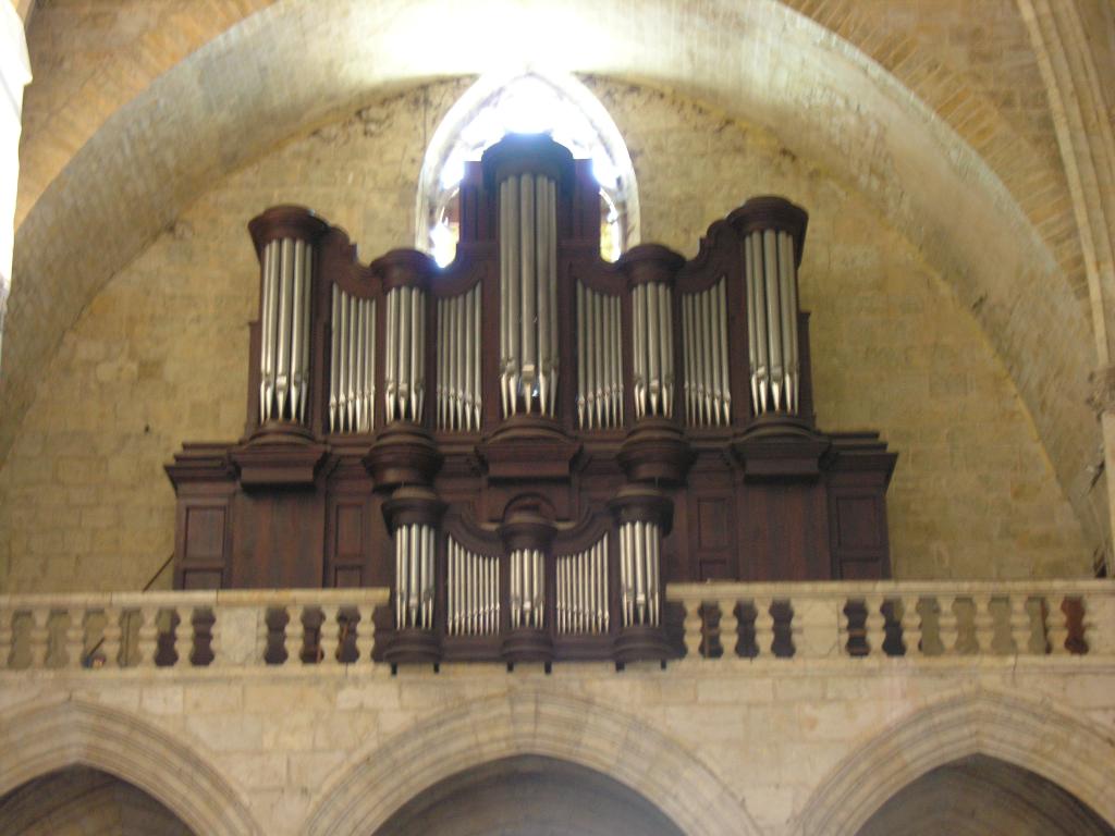 cathédrale Saint-Gervais et Saint-Protais, actuellement église paroissiale