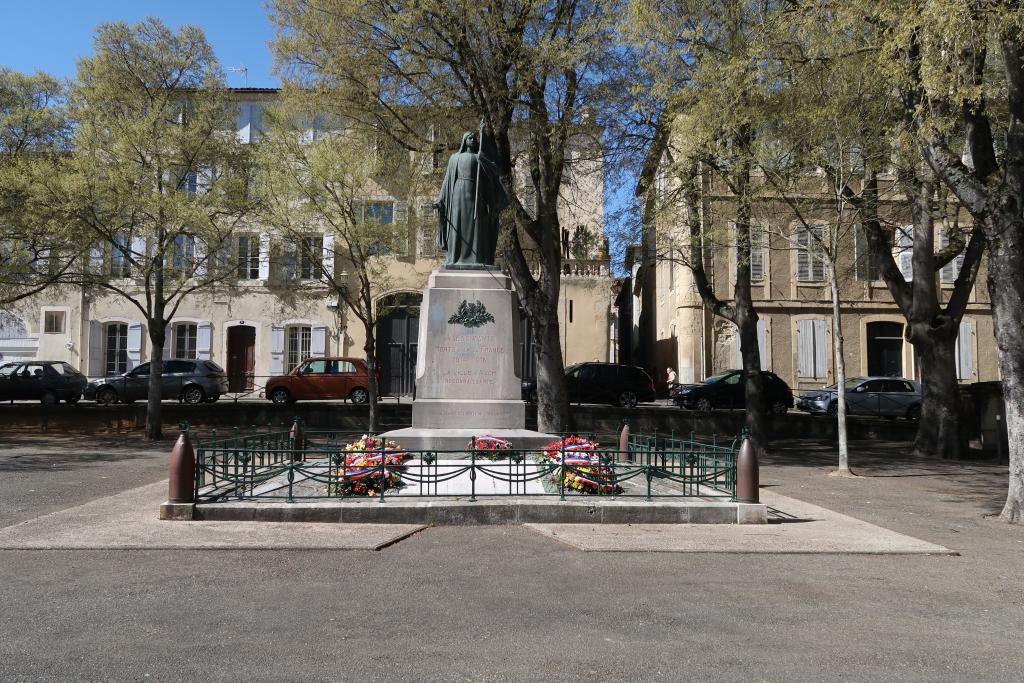 monument aux morts de la guerre de 1914-1918, de la guerre de 1939-1945, de la guerre de 1946-1954 (Indochine), et de la guerre de 1954-1962 (Algérie)