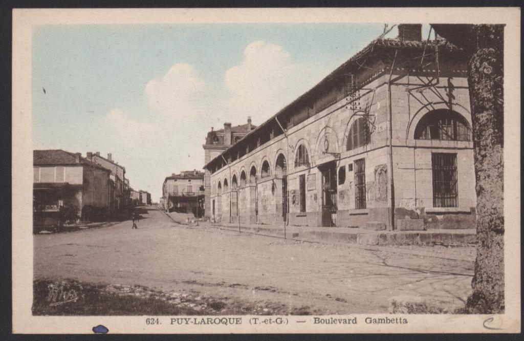 mairie et salle des fêtes, ancienne halle