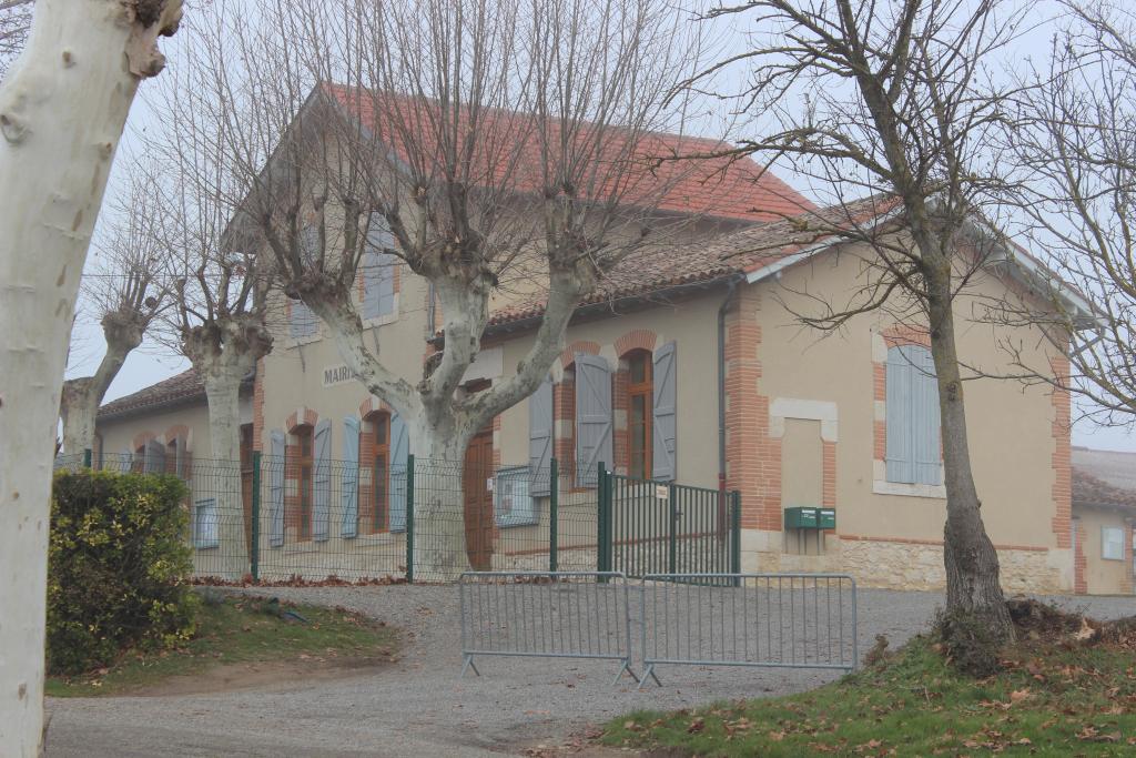 présentation de la commune d'Escorneboeuf