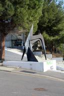 Sculpture : Les ailes brisées