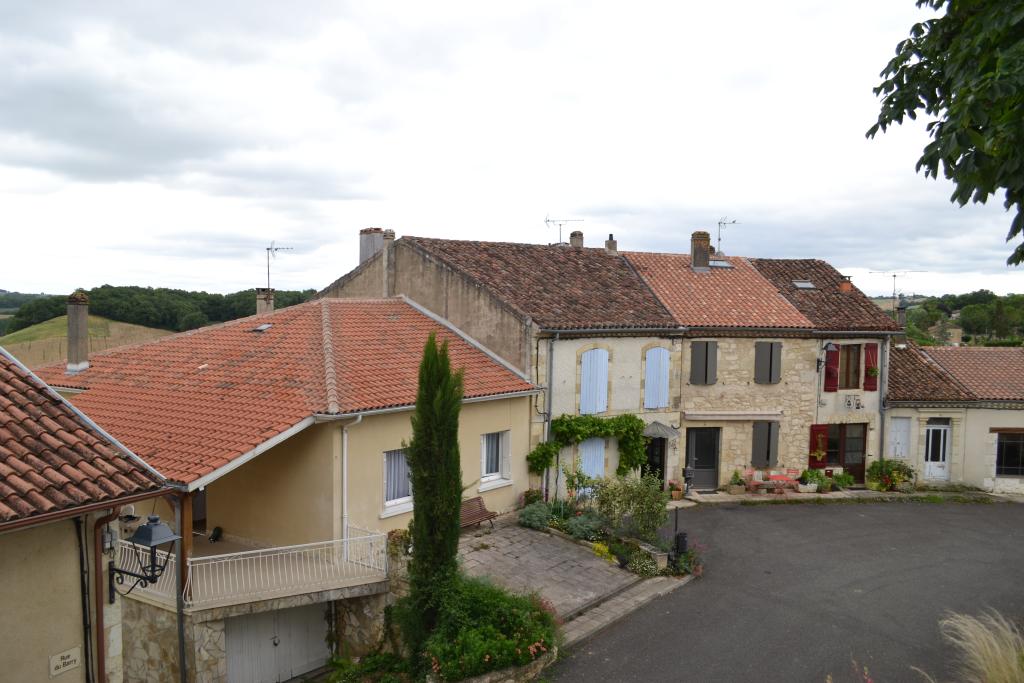 maisons du village