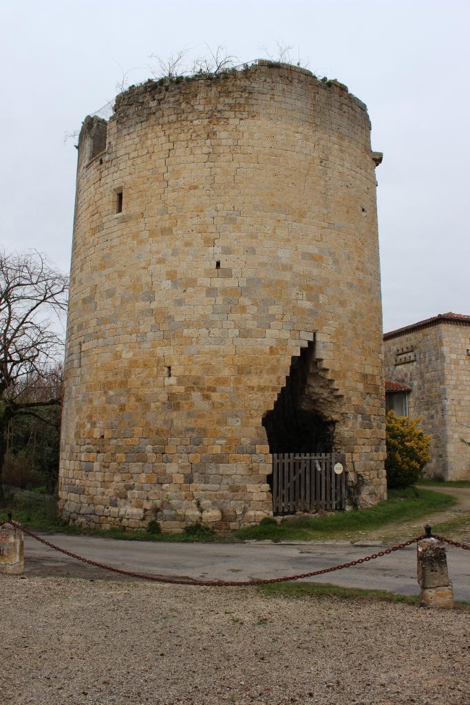 village de Castelnau-sur-l'Auvignon
