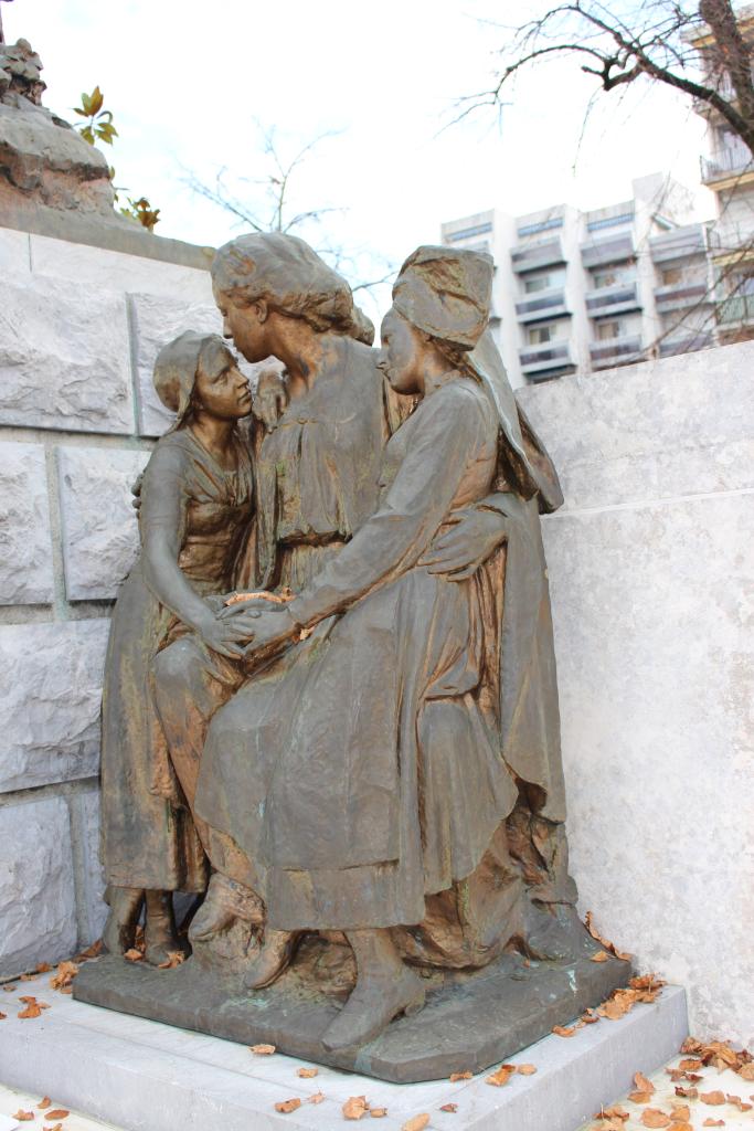 monument en souvenir des enfants du Département morts au Champ d'Honneur