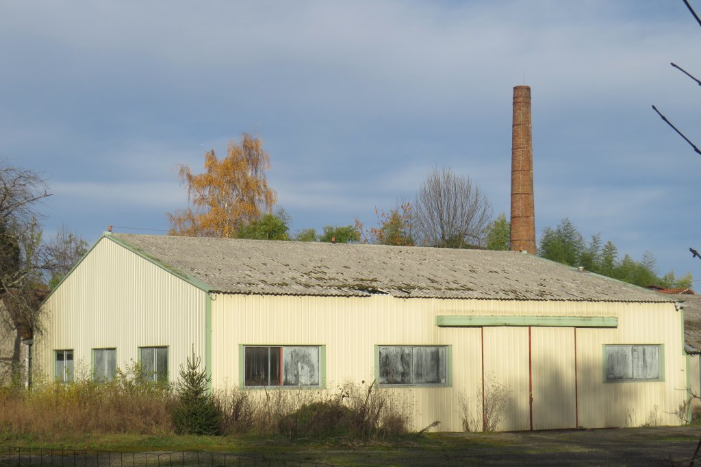ancienne forge à la catalane, puis usines textiles Barbe et Bernadou, puis SOTAP-Carol, aujourd'hui désaffectée