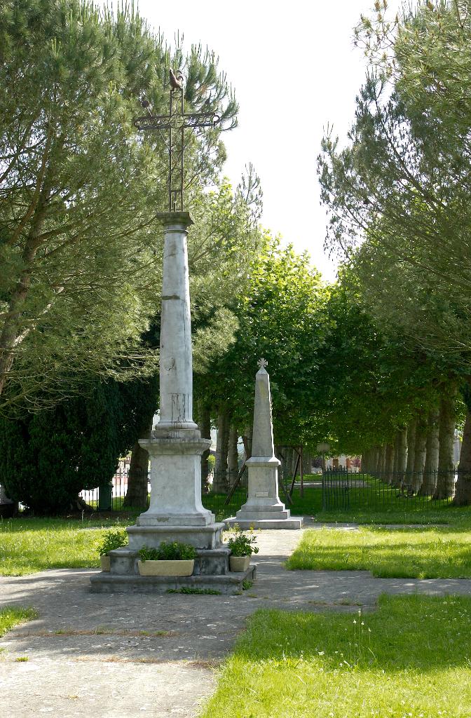 monument aux morts de la guerre de 1914-1918 et de la guerre de 1939-1945