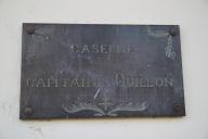 plaque commémorative à la mémoire du capitaine Guillon