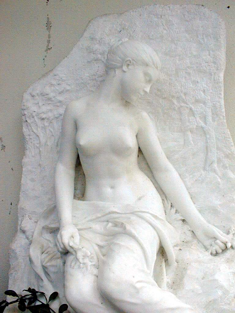 statue (petite nature) : Aux champs