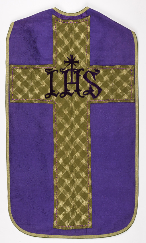 chasuble violette