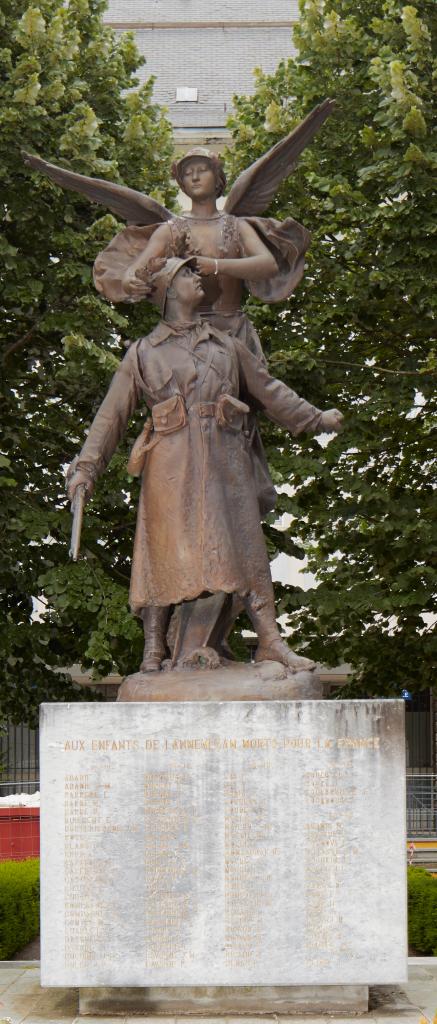 monument aux morts de la guerre de 1914-1918, de la guerre de 1939-1945 et de la guerre de 1954-1962 (Algérie)