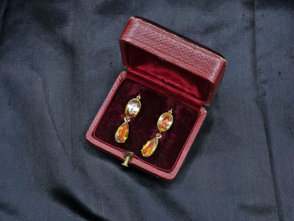 Paire de boucles d'oreilles à pendeloques