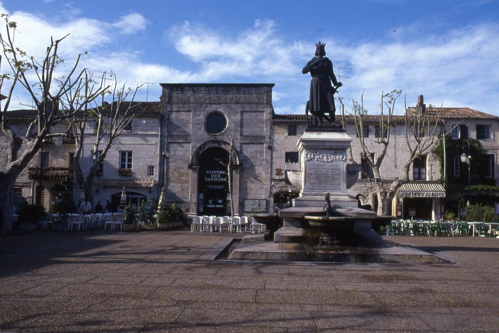 fontaine monumentale : Louis IX