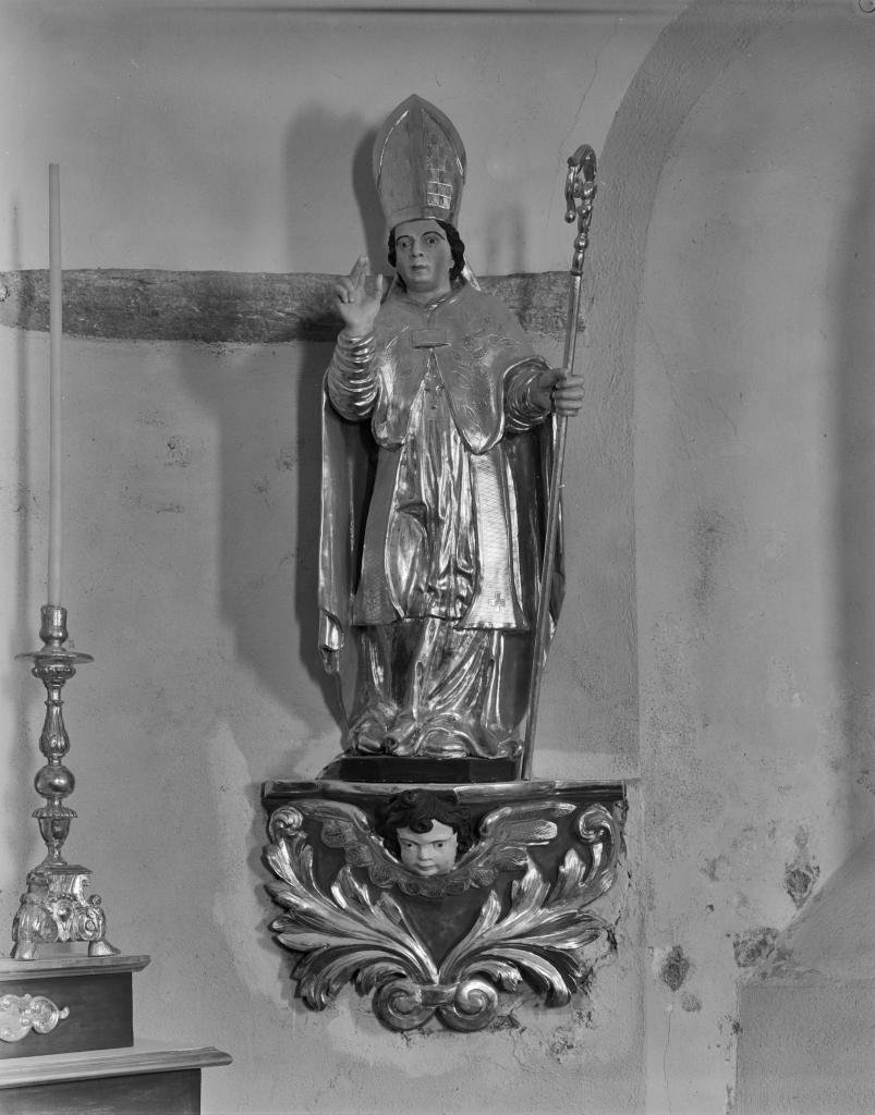 statues (2), supports (2) (petite-nature, en pendant) : Saints évêques