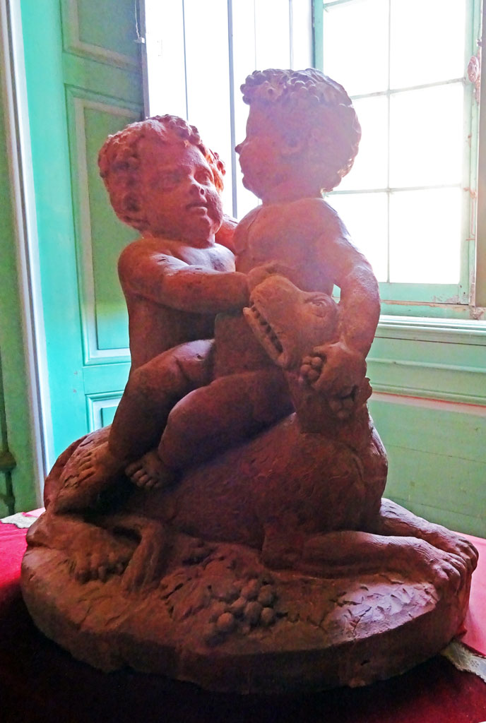 Le mobilier du salon vert