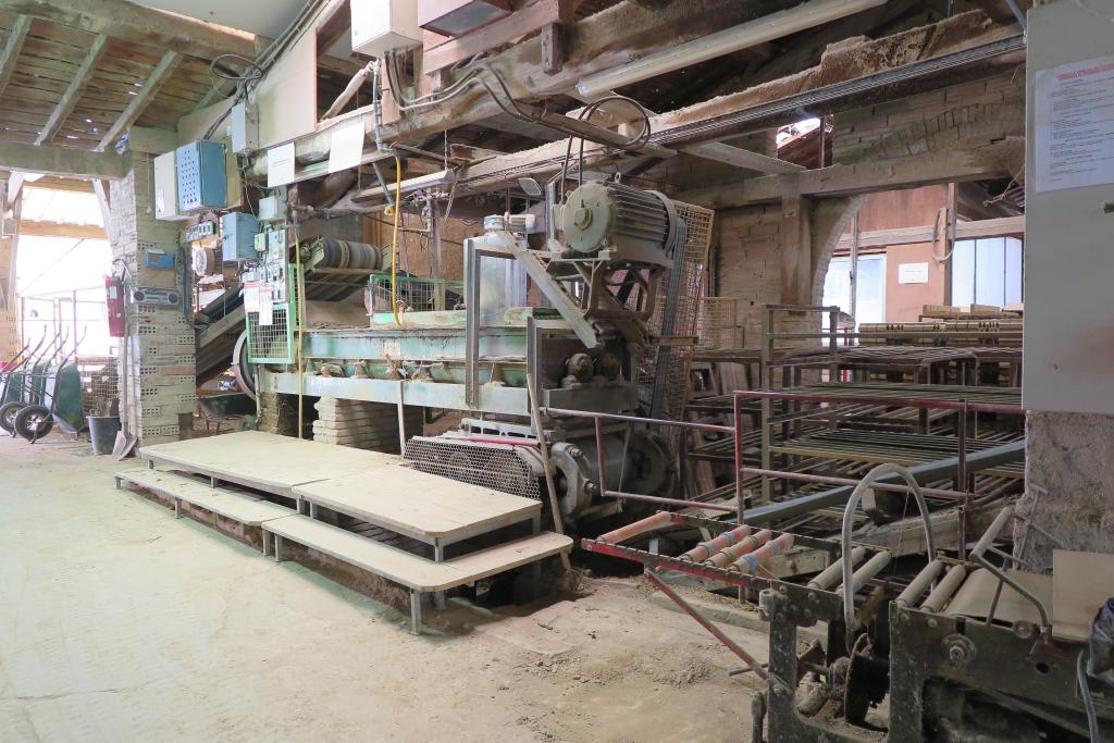 Ancien moulin, devenu briqueterie puis tuilerie