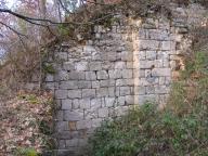 village : castrum