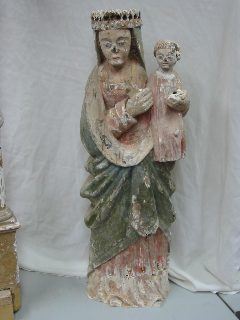 dais de procession et sa statue : Vierge à l'Enfant