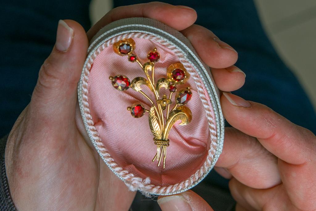 Broche Barrière