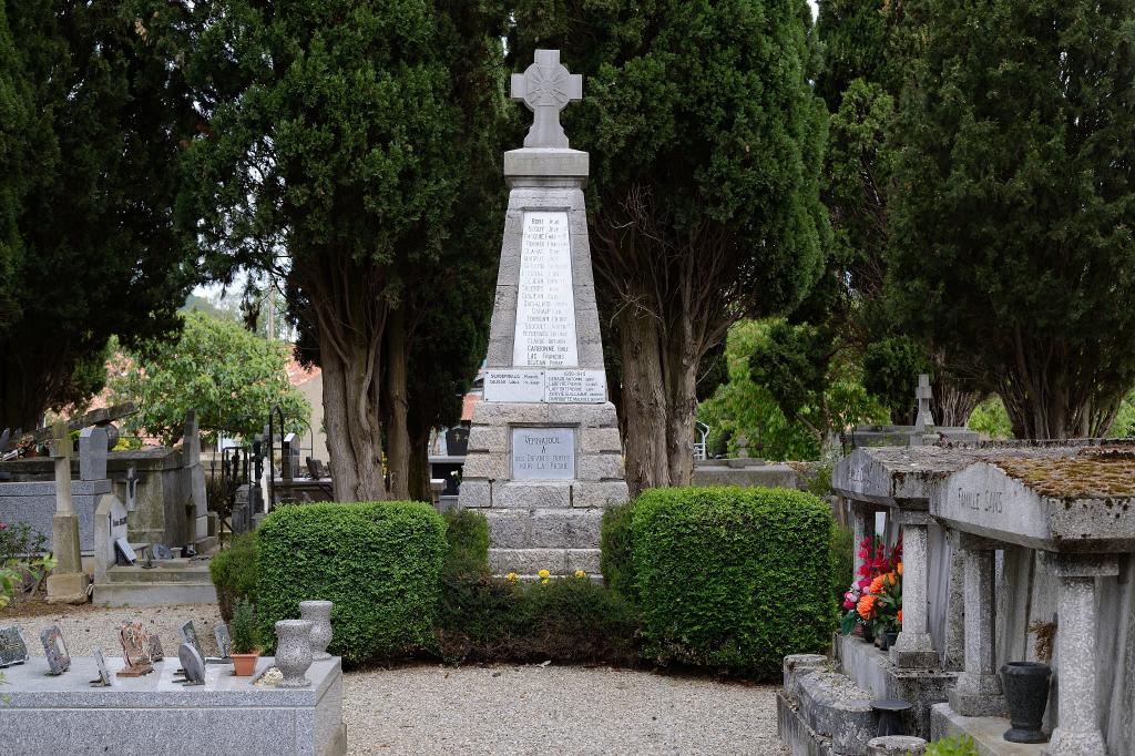 monument aux morts de la guerre de 1914-1918, de la guerre de 1939-1945 et de la guerre de 1946-1954 (Indochine)