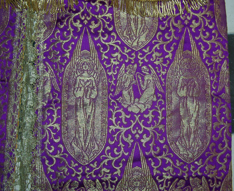 Sommaire des textiles de l'église de Cavène, à Saint-Privat-de-Champclos