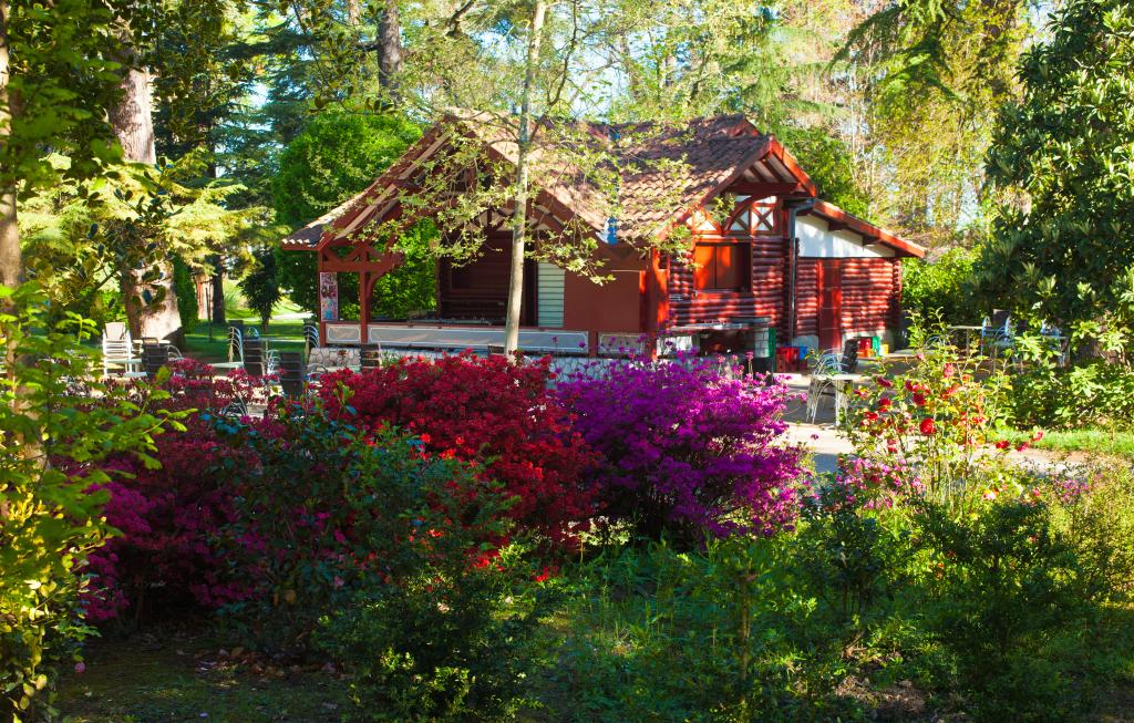 pavillon de jardin : buvette du Jardin Massey
