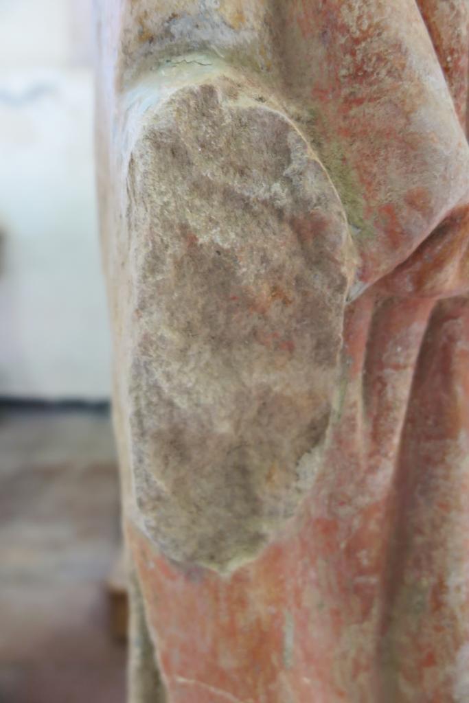 groupe sculpté de la Mise au tombeau